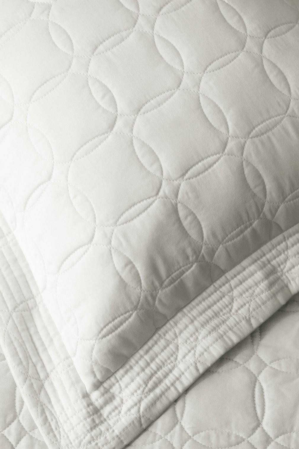 Покривало з наволочками Issimo Home Canello Cream 240×260 