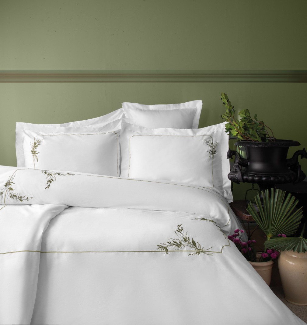 Комплект постільної білизни Issimo Home Buisson  300 TC сатин делюкс вишивка євро