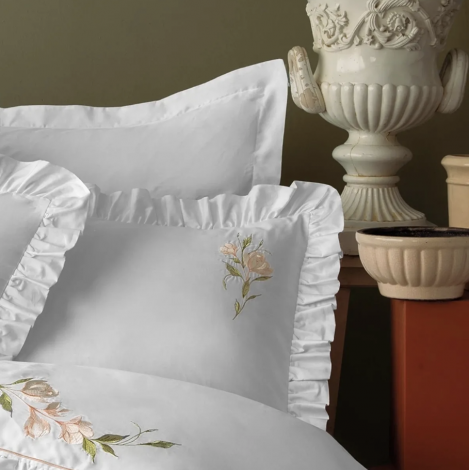Комплект постільної білизни Issimo Home Bovary 300 TC сатин делюкс вишивка євро