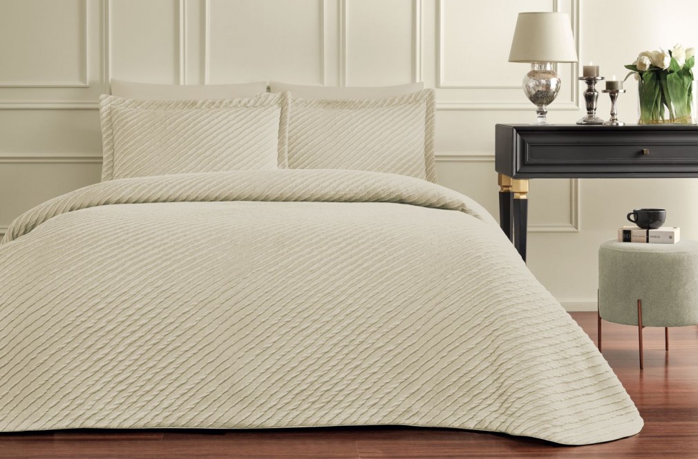Покривало з наволочками Tivolyo Home Diego beige 260*260 