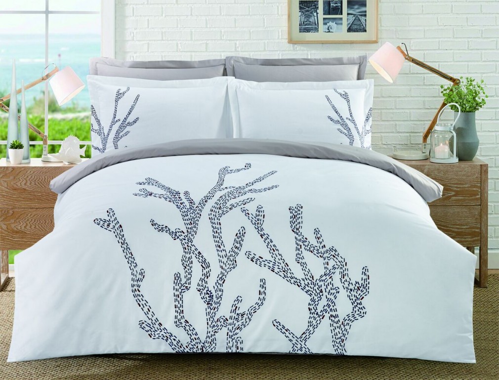Комплект постільної білизни Home Line Корали полуторний