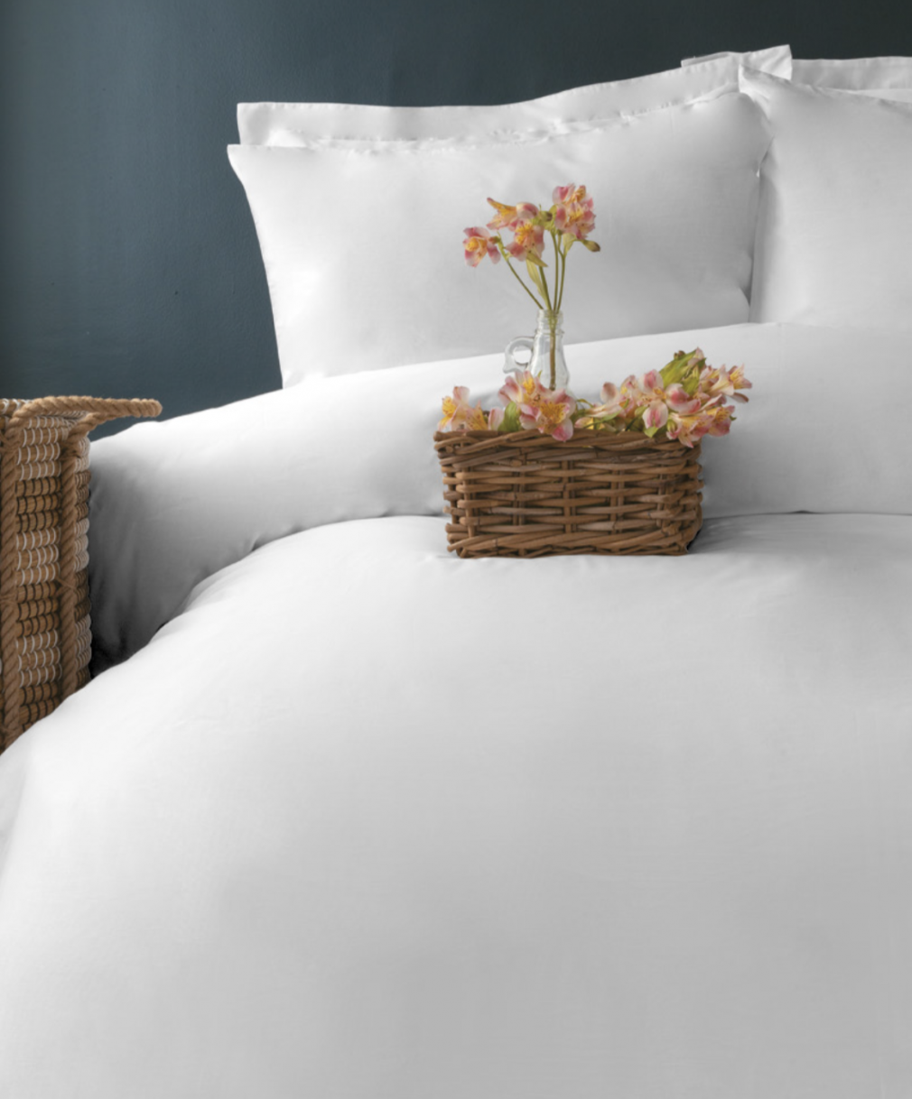 Комплект постільної білизни Issimo Home Pure White 300 TC євро