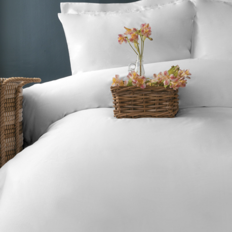 Комплект постільної білизни Issimo Home Pure White 300 TC євро