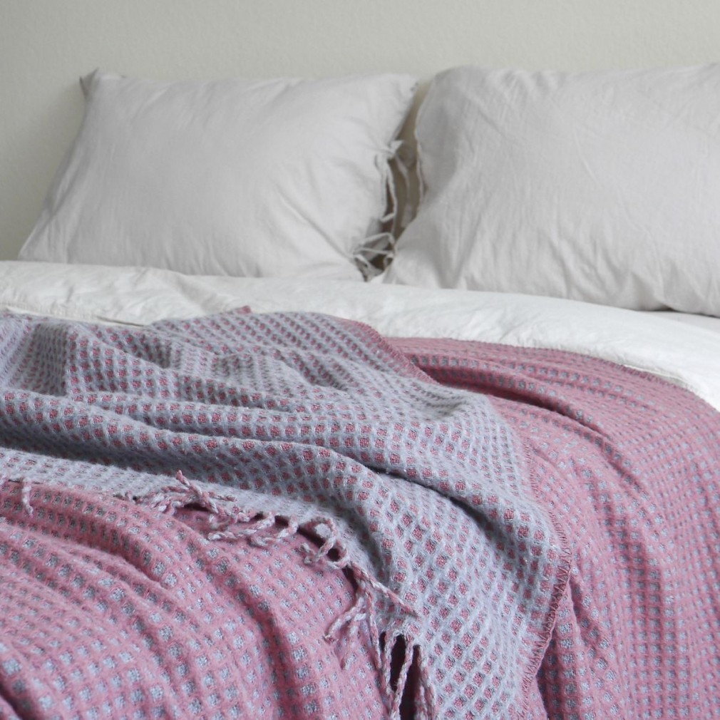 Покрывало La Modno 200x220 Cosy Sky Grey-Raspberry