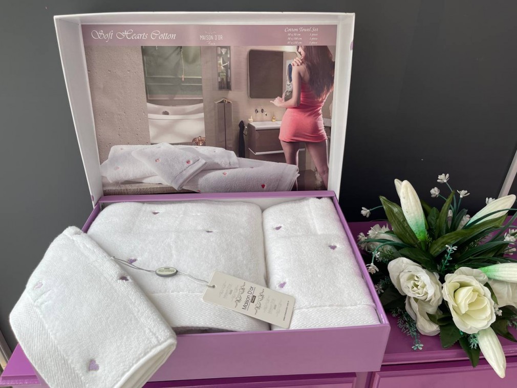Набір рушників Soft Hearts Maison D’or 3 шт. ecru lila