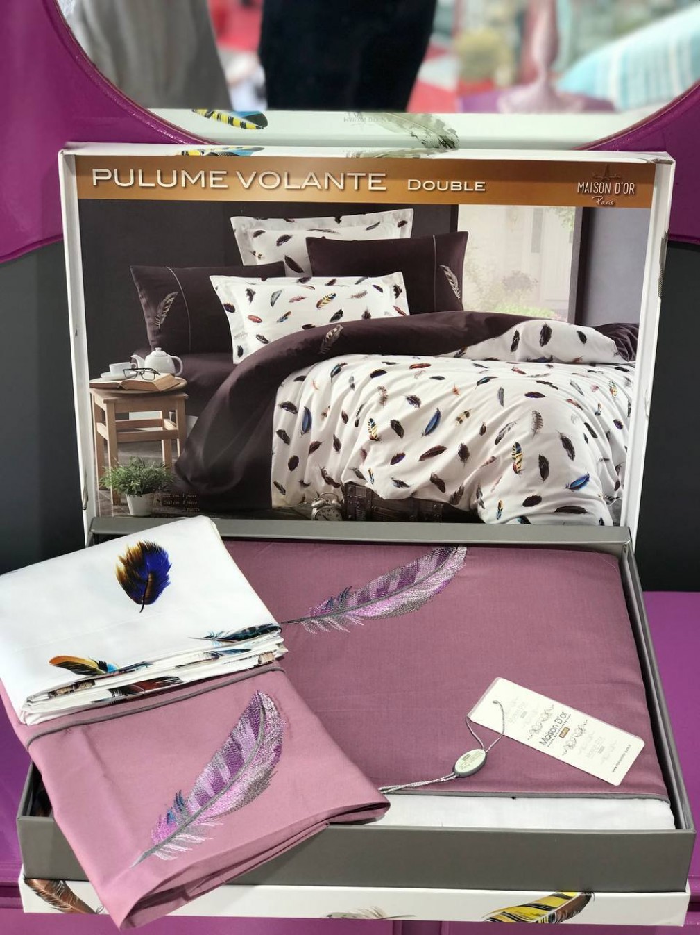 Комплект постільної білизни Maison d'or Pulume Volante lila