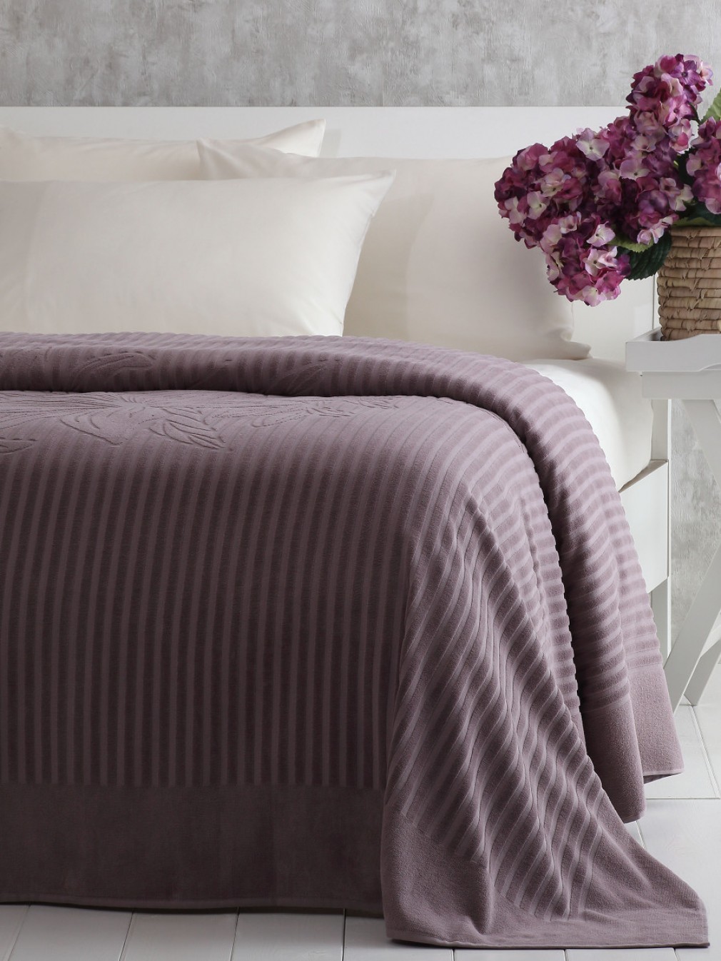 Покривало велюрове Pavia Simone ліловий